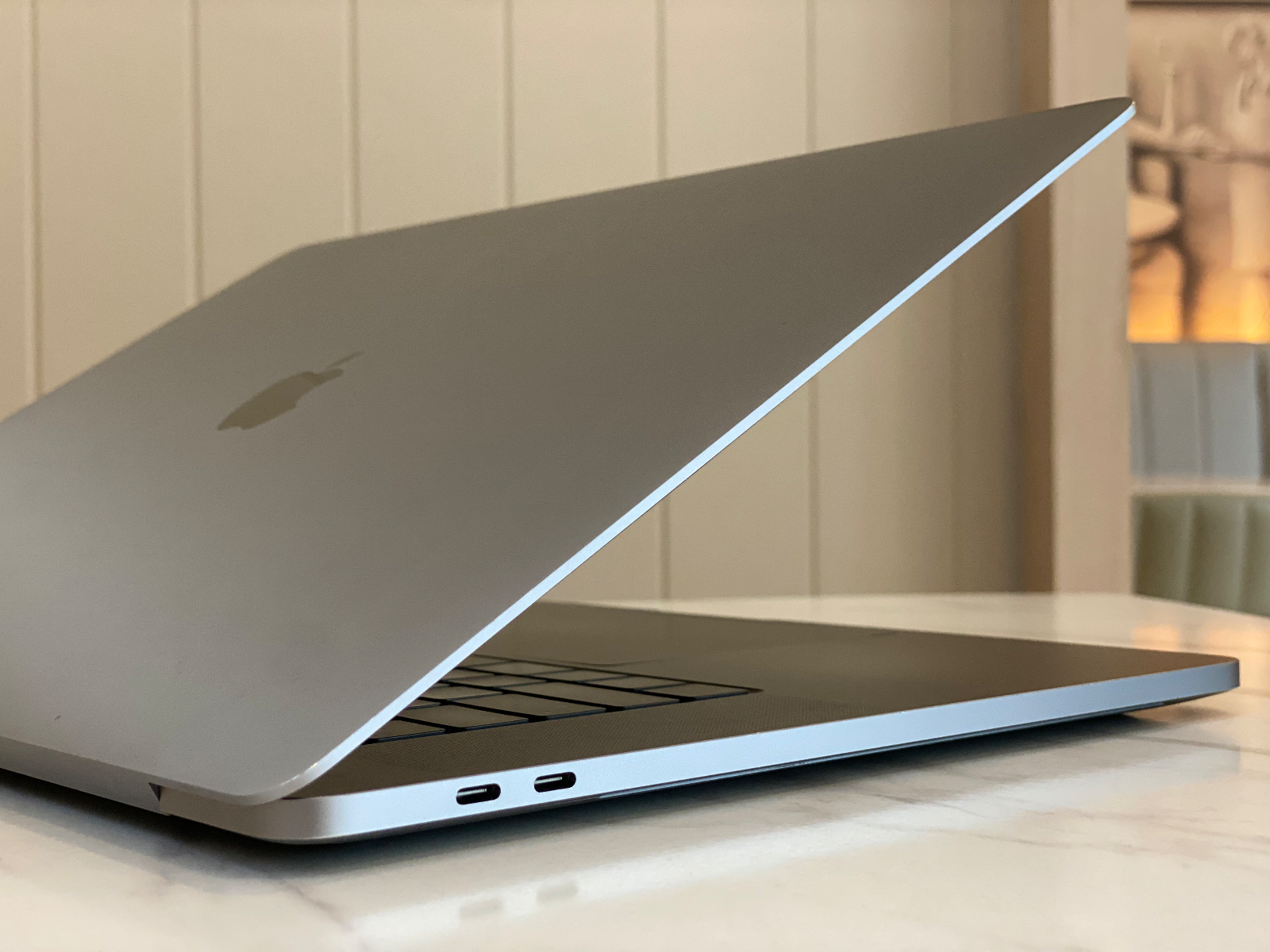 MacBook Pro 16” (2019)
