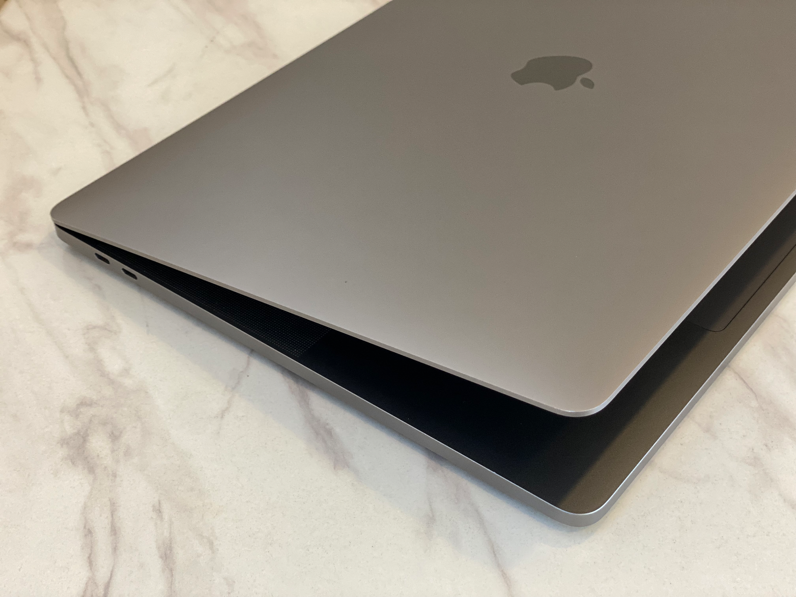 MacBook Pro 16” (2019)