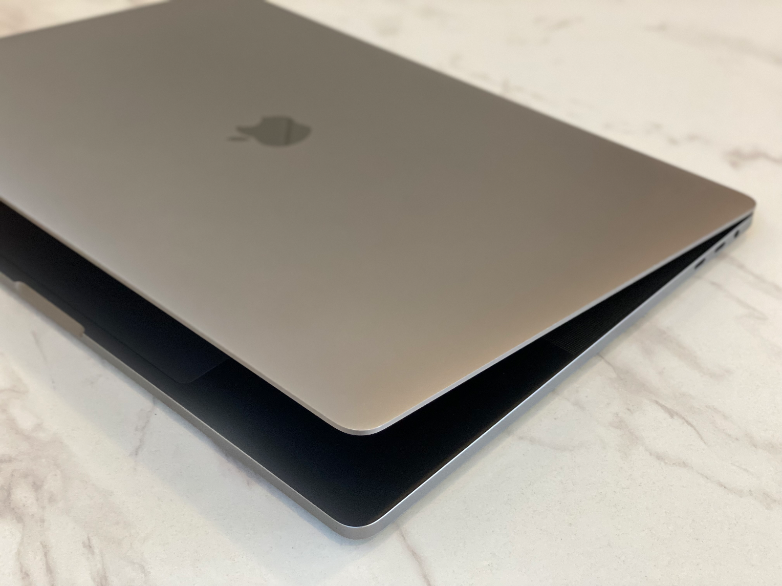 MacBook Pro 16” (2019)