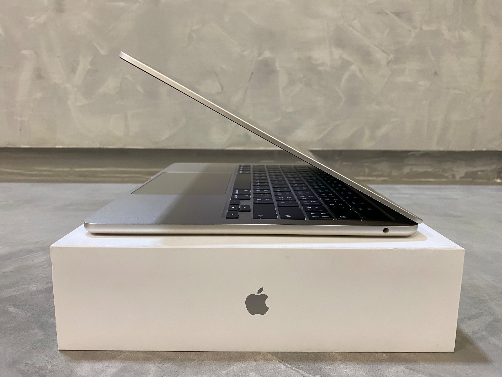 MacBook Air M2 13"