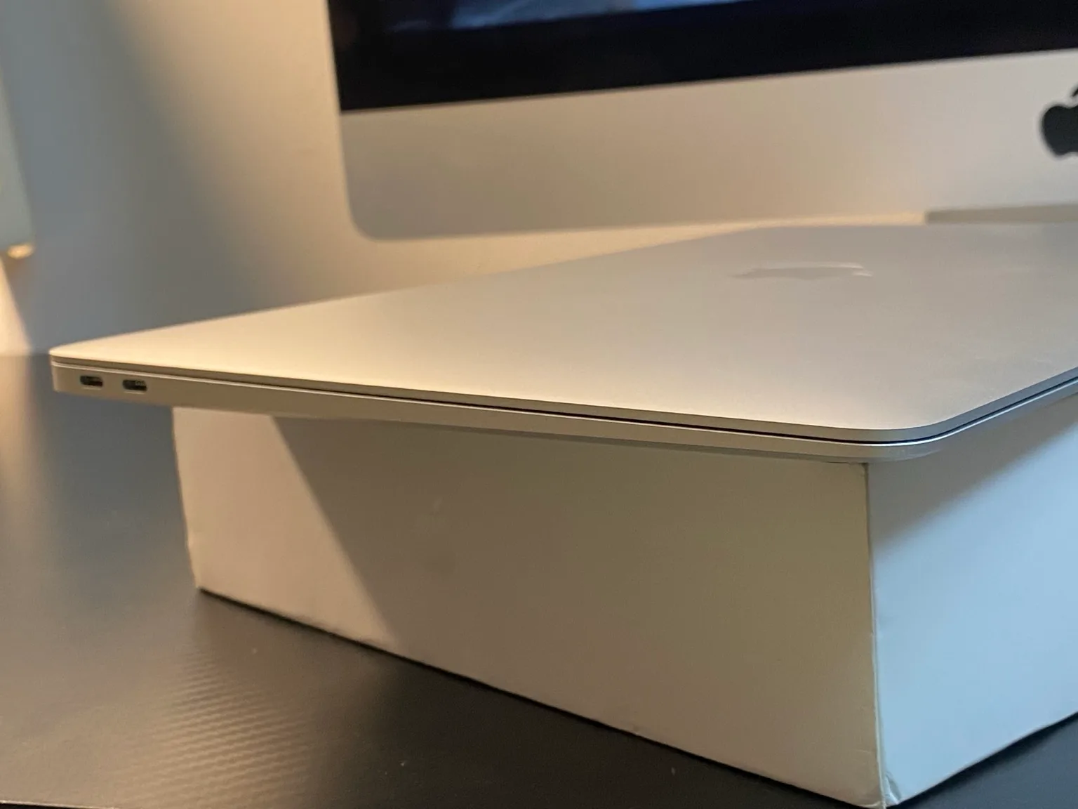 MacBook Air M1 13.3″